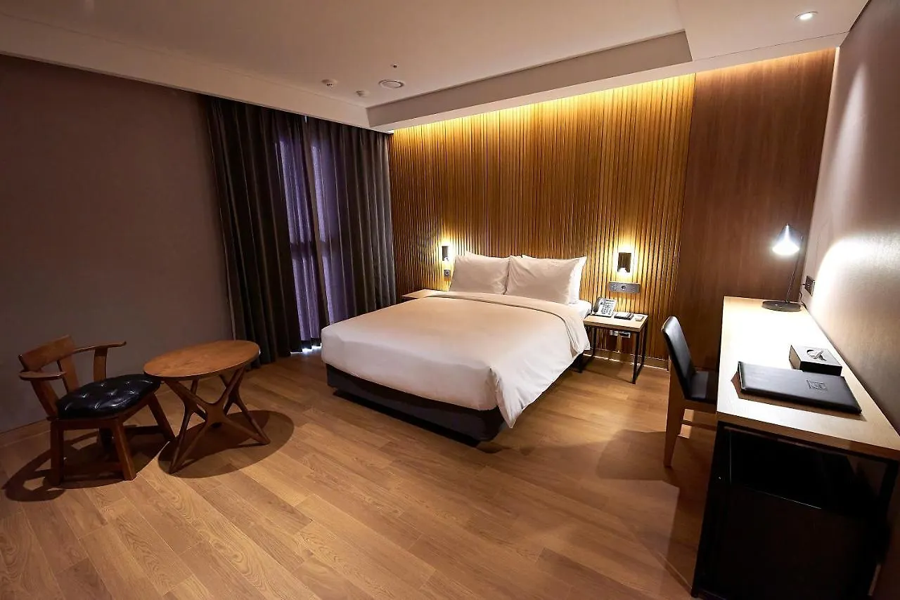 Busan City Hotel