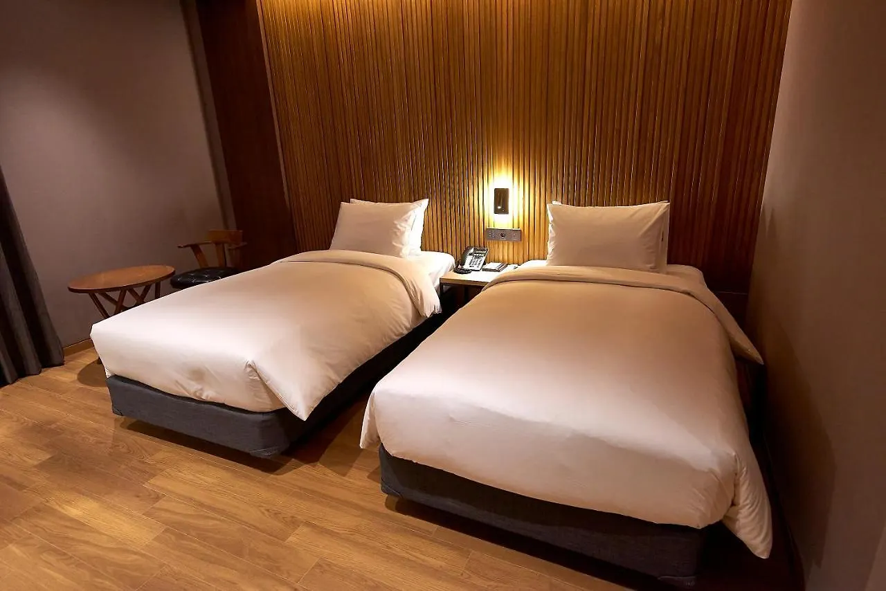 Busan City Hotel 3*,